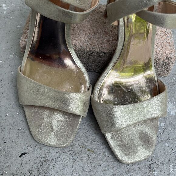 Badgley Mischka Rhinestone heels - Picture 6 of 10